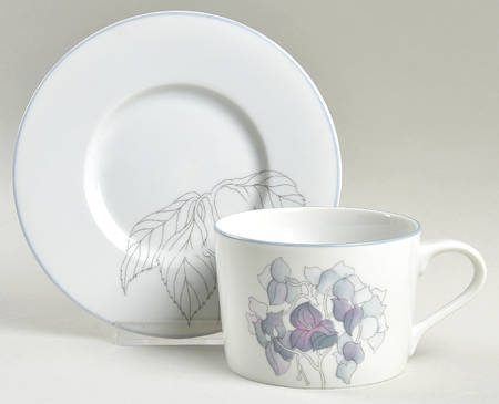 Hydrangea Flat Cup & Saucer Set