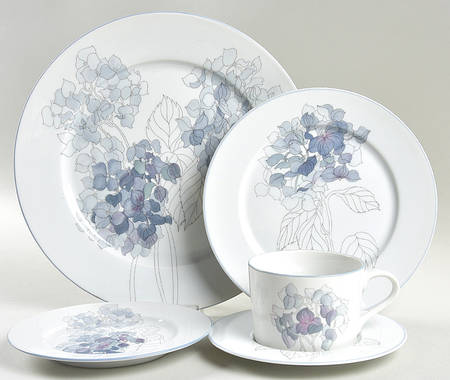 Hydrangea 5 Piece Place Setting