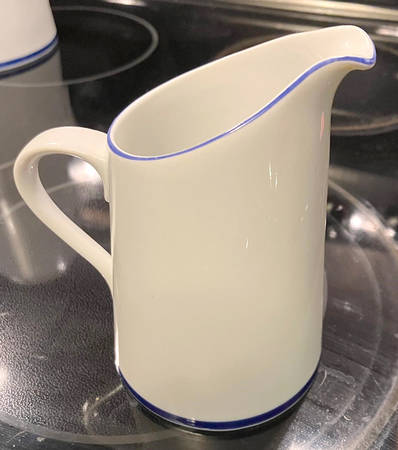 Lisboa Blue Creamer