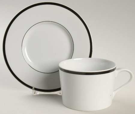 Lisboa Black Flat Cup & Saucer Set