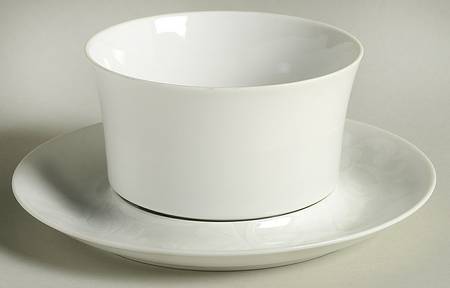 Madrid Gravy Boat & Underplate