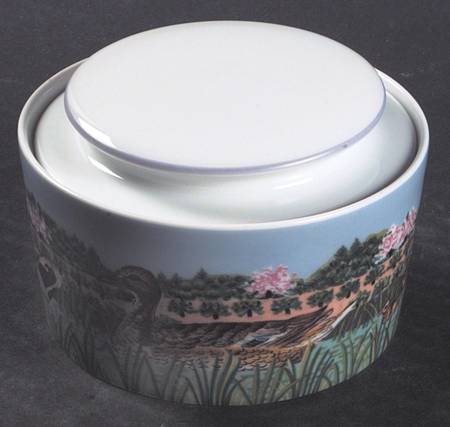 Napa Valley Sugar Bowl & Lid