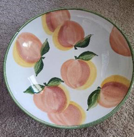 Peaches 13" Shallow Round Bowl