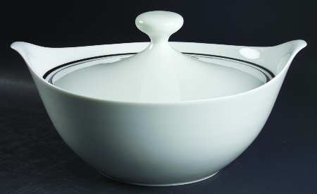 Platino Round Covered Vegetable