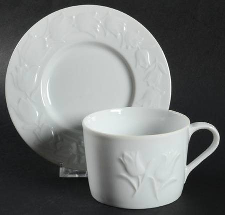 Primavera Flat Cup & Saucer Set