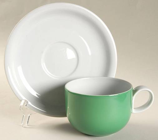 Quartet Flat Cup & Saucer Set
