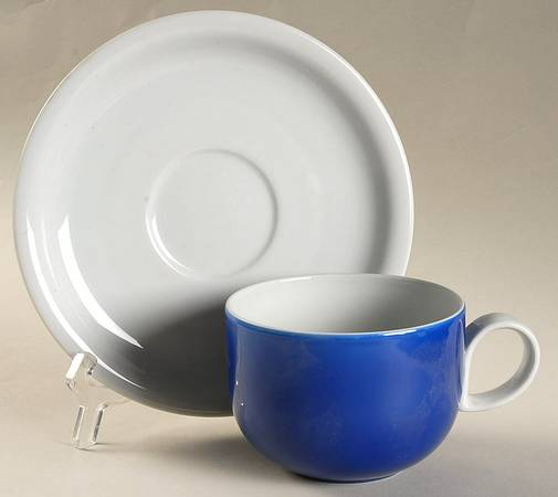 Quartet Flat Cup & Saucer Set