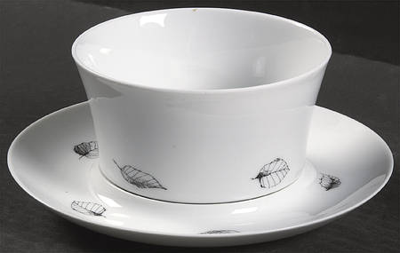 Rosa Gravy Boat & Underplate