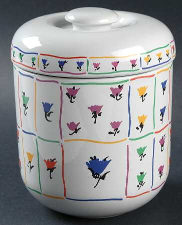 Spring Fields Medium Canister & Lid