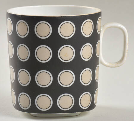 Spheres Flat Cup by Block