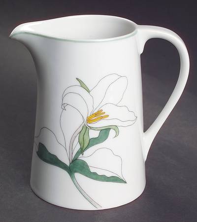 Trillium Creamer