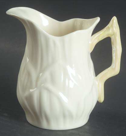 Lily White Creamer