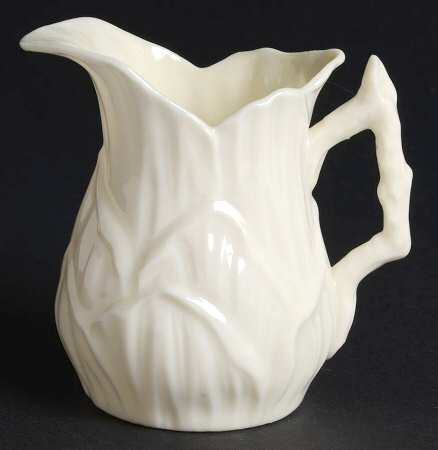 Lily White Mini Creamer