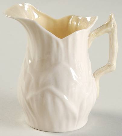 Lily White Creamer