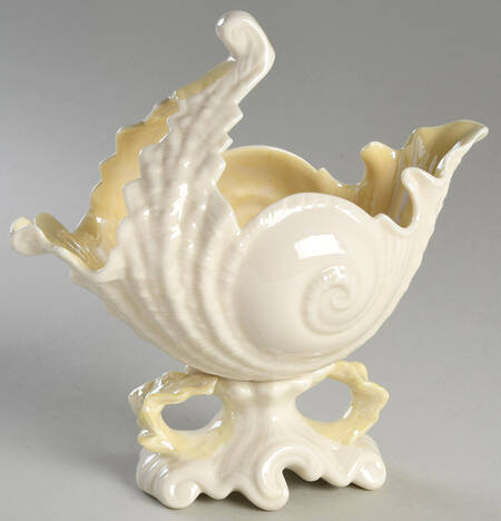Neptune Yellow Centerpiece