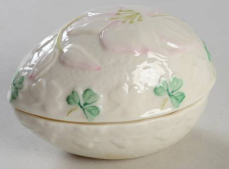 Shamrock Egg Box & Lid