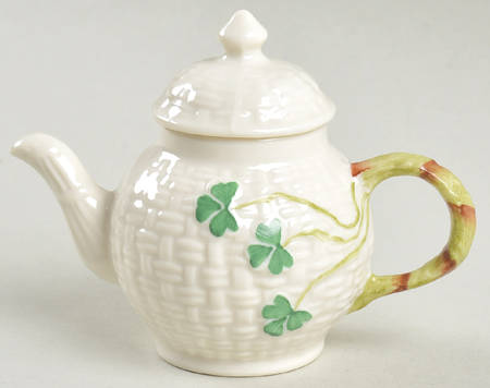Shamrock Miniature Teapot & Lid