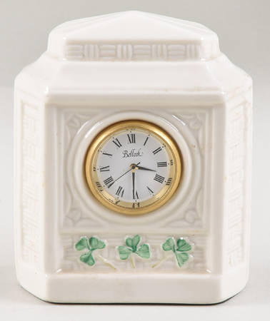 Shamrock Small Desk Clock