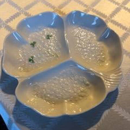 Shamrock Party Plate