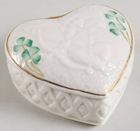 Shamrock Heart Shape Box & Lid