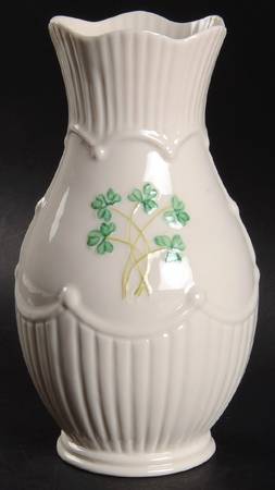 Shamrock 8" Vase