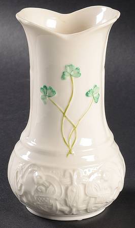 Shamrock 6" Vase