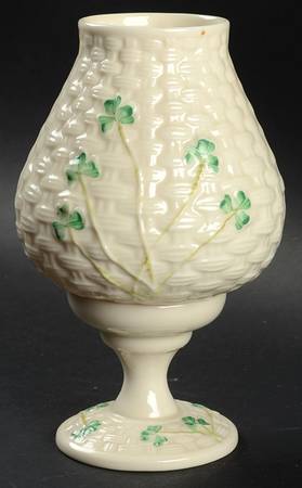 Shamrock Hurricane Lamp & Globe