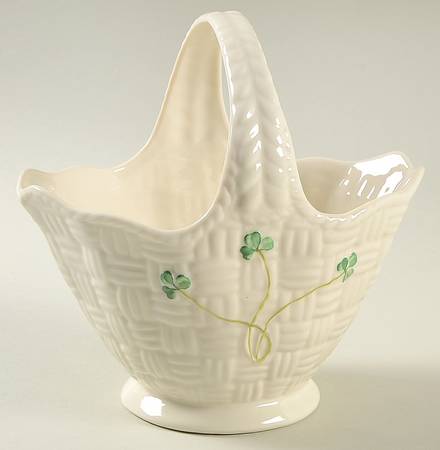 Shamrock 6" Handled Basket