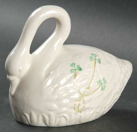 Shamrock Swan Figurine