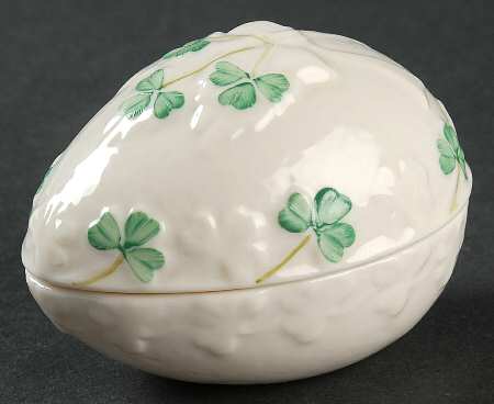 Shamrock 3" Egg Box & Lid