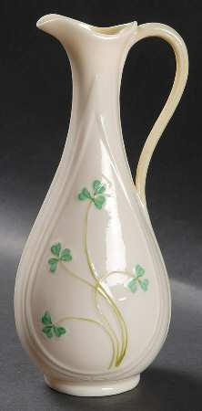 Shamrock 7" Typha Spill Vase