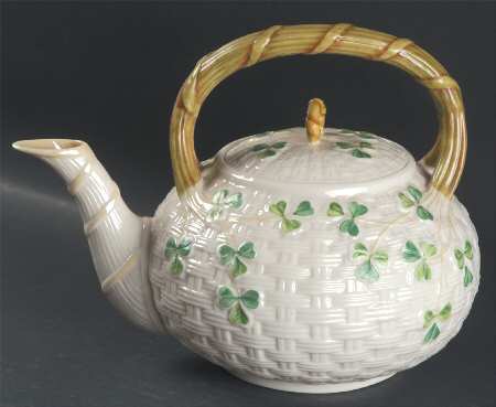 Shamrock Kettle & Lid