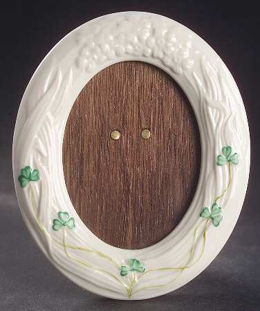 Shamrock 6" Oval Picture Frame