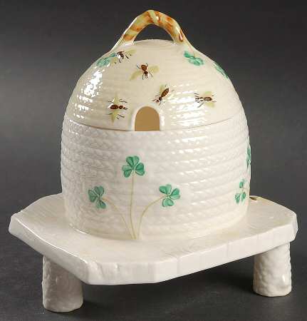 Shamrock Honey Pot with Lid and Attached Plate