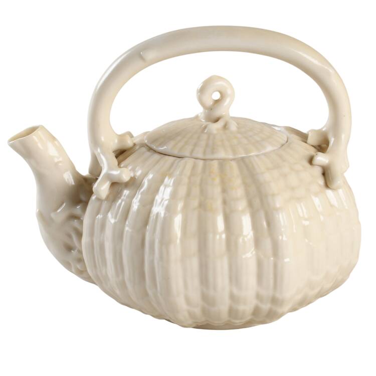 Tridacna White Mini Teapot & Lid