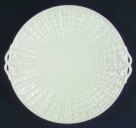 Tridacna White Handled Cake Plate