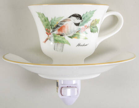 Chickadee & Holly 4 3/8"-4 5/8" Night Light/Cup & Saucer HC