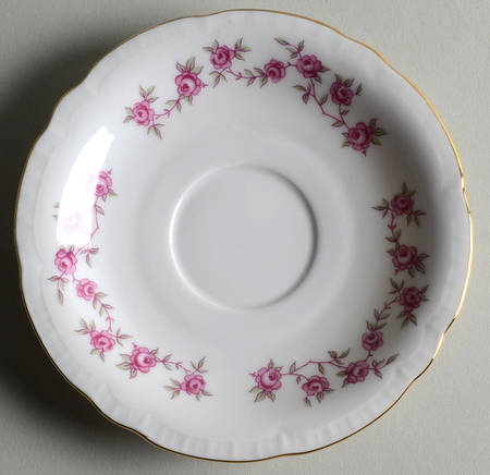 Antoinette Saucer