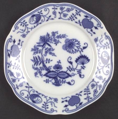Blue Onion Dinner Plate