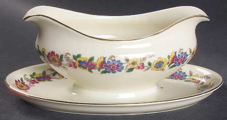 BOH20 Gravy Boat with Attached Underplate