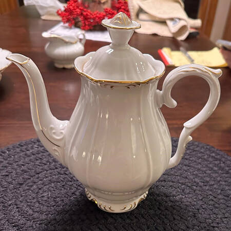 BOH53 Coffee Pot & Lid