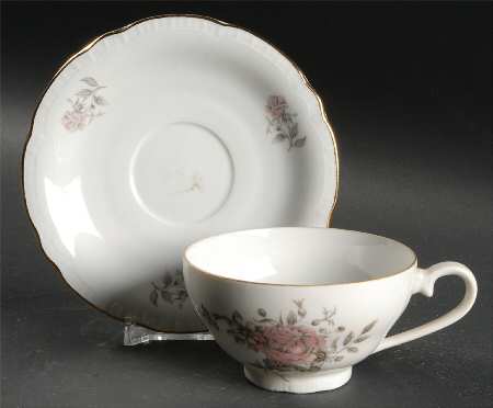 Maria (Embossed Edge) Flat Cup & Saucer Set