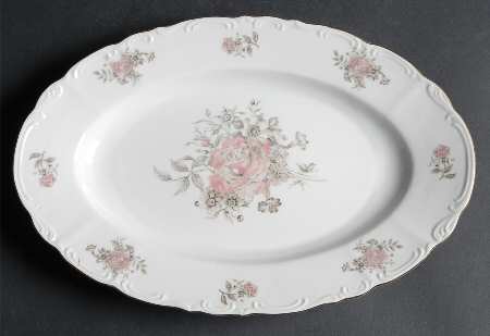 Maria (Embossed Edge) 13" Oval Serving Platter