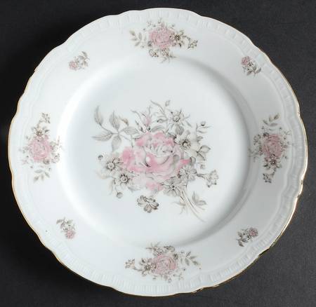 Maria (Embossed Edge) Salad Plate