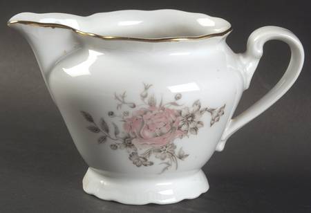 Maria (Embossed Edge) Creamer