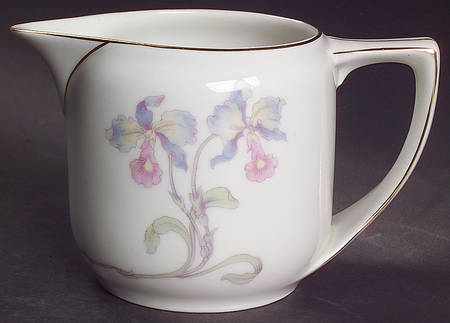 Orchid Iris Creamer