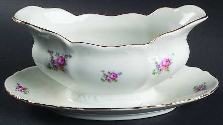 Springtime Gravy Boat with Attached Underplate