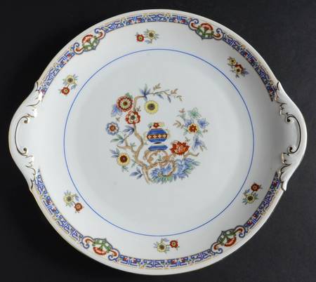 St. Moritz Handled Cake Plate