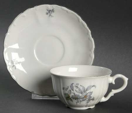 Wild Flower (Platinum Trim) Flat Cup & Saucer Set