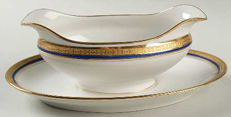 Rivoli Gravy Boat with Attached Underplate